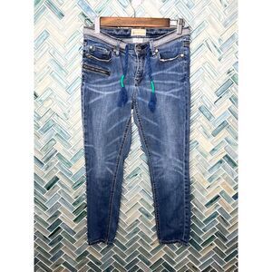 Roxy Distressed Blue Ankle Jeans